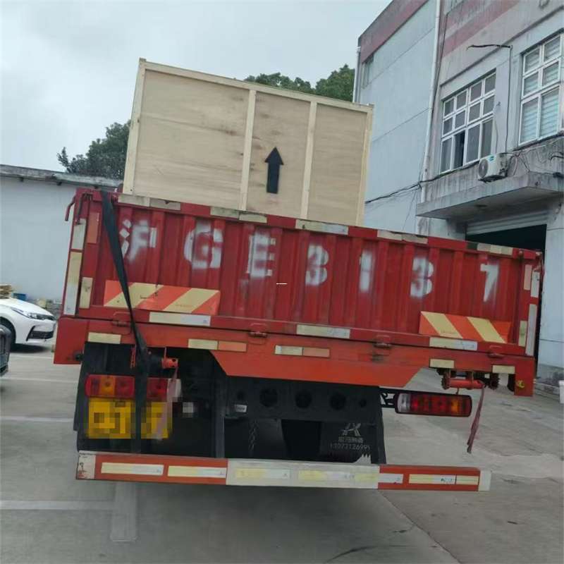 坡头区米林县：物流专线的高效货运之旅